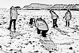 searching_the_moraine_for_signs_of_unearthly_life